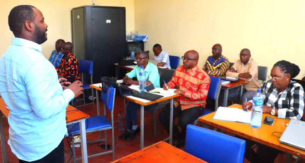 Appui à l’ Institut National de Santé Publique du Burundi (INSP) pour une formation spécialisée en sciences de la santé publique 