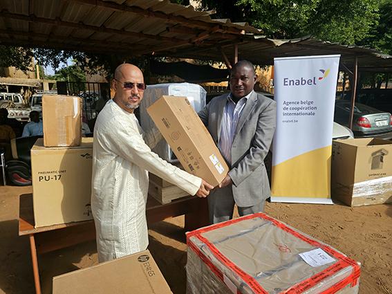 Niger : deux analyseurs de pointe pour renforcer la lutte contre le paludisme