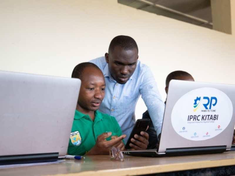 Train the trainers: 4 questions to Gedeon Manirakiza and Fulgence Hagumubuzima, lecturers at IPRC Kitabi (Rwanda)