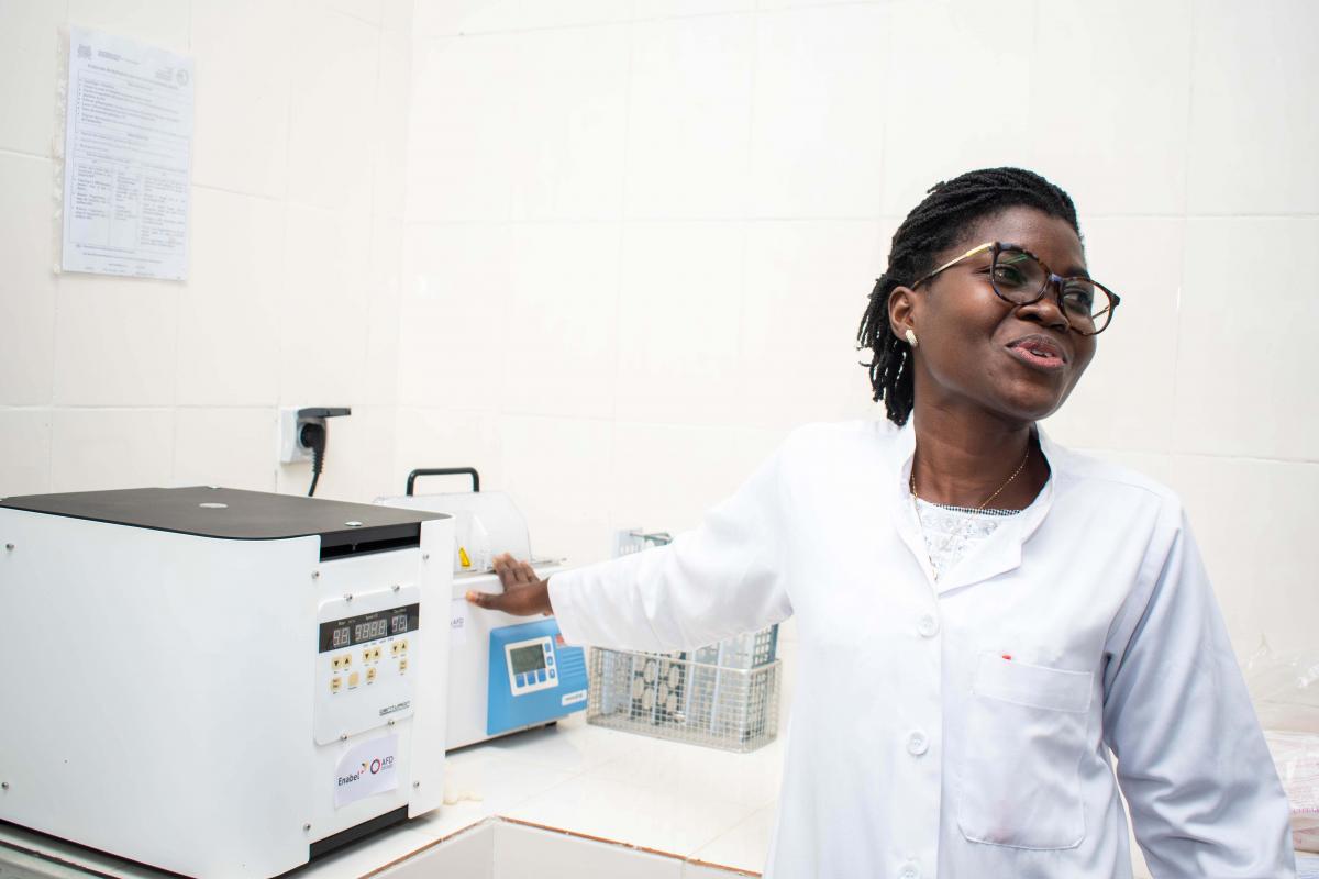 Au Bénin, l’AFD et Enabel participent à une meilleure disponibilité des produits sanguins labiles 