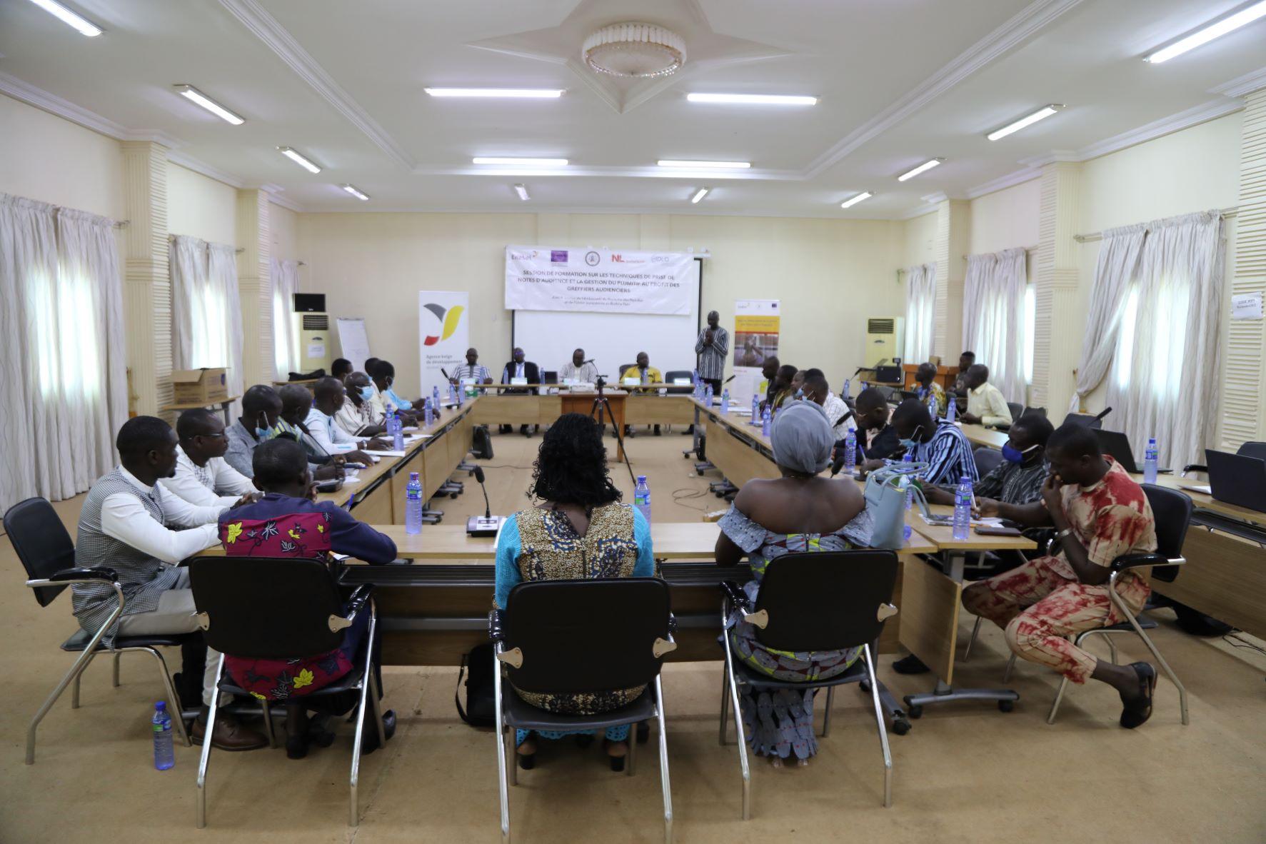 Enabel au Burkina Faso contribue à l’amélioration des prises de notes d’audience et de la gestion du plumitif dans les juridictions de sa zone d’inter