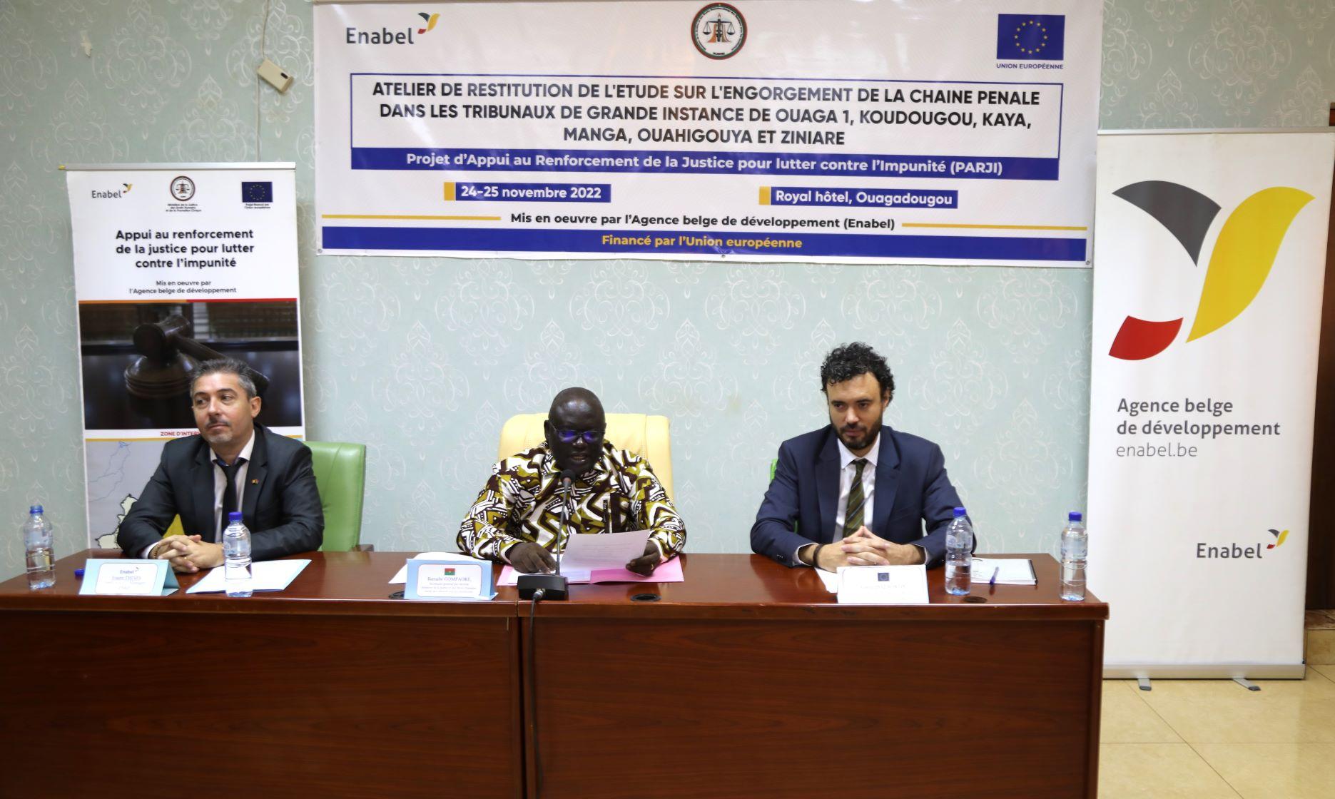 Enabel au Burkina Faso présente les résultats d’une étude sur l’engorgement de la chaine pénale au Ministère de la Justice et aux acteurs judiciaires 