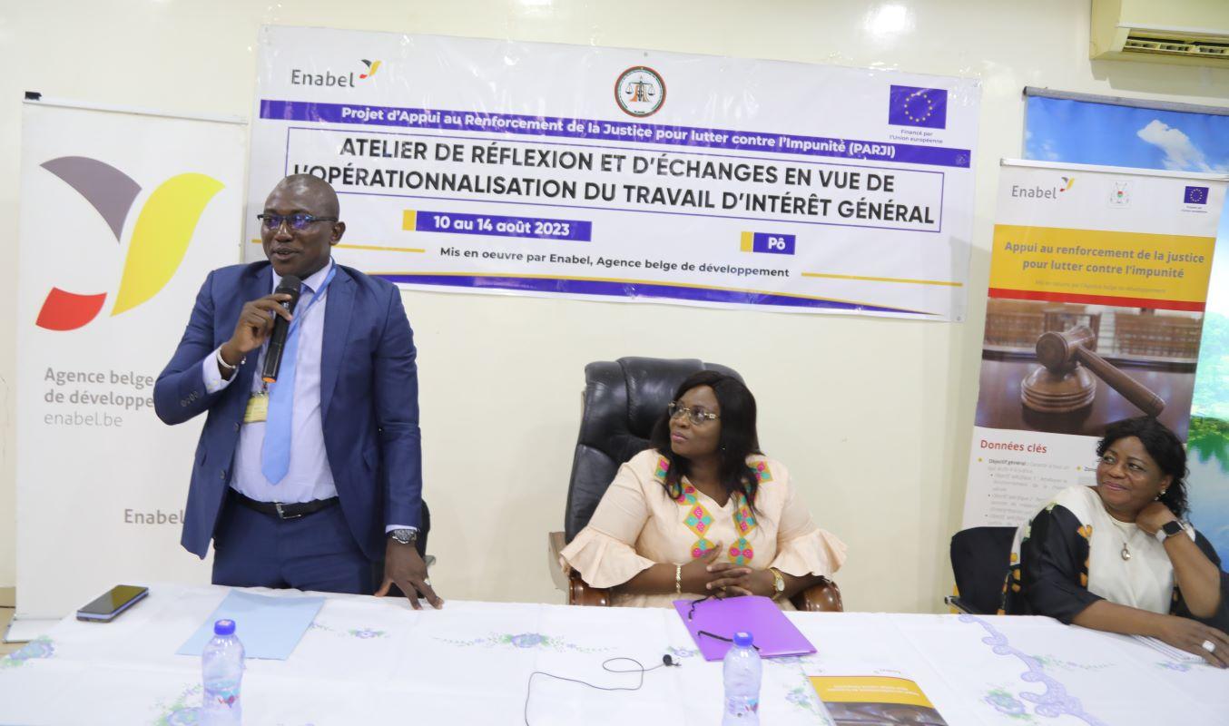 Enabel accompagne la réflexion des acteurs judiciaires du Burkina Faso pour l’opérationnalisation de la peine de travail d’intérêt général (TIG)