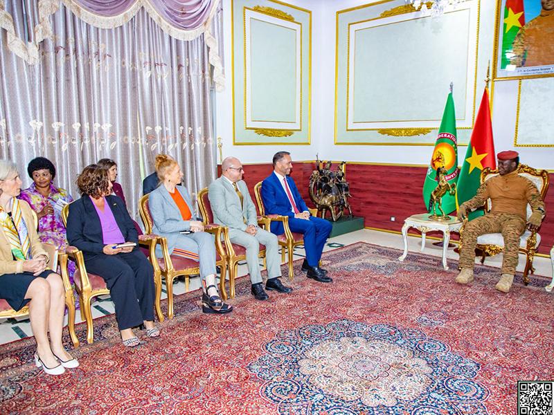 Le Ministre belge des Affaires étrangères à la découverte des résultats de la coopération au Burkina Faso
