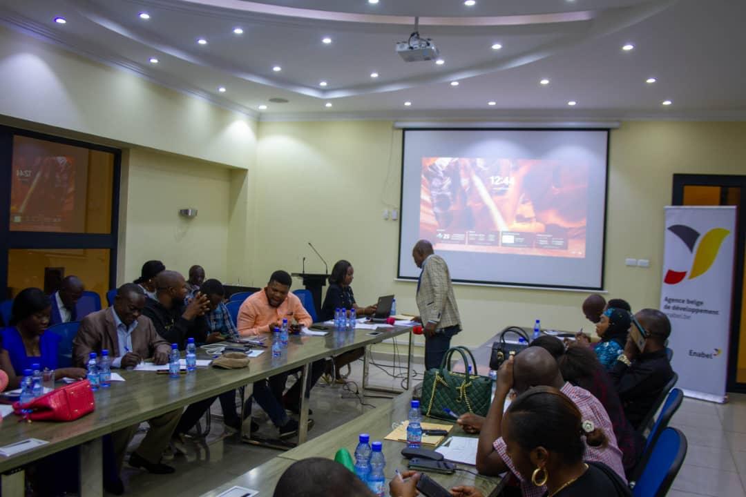 50 conseillers municipaux renforcés sur leur rôle dans la gouvernance locale à Lubumbashi