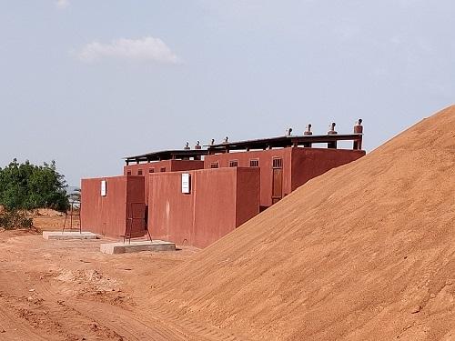 Au Mali, Enabel forme les gestionnaires de latrines publiques pour assurer la durabilité de leur fonctionnement