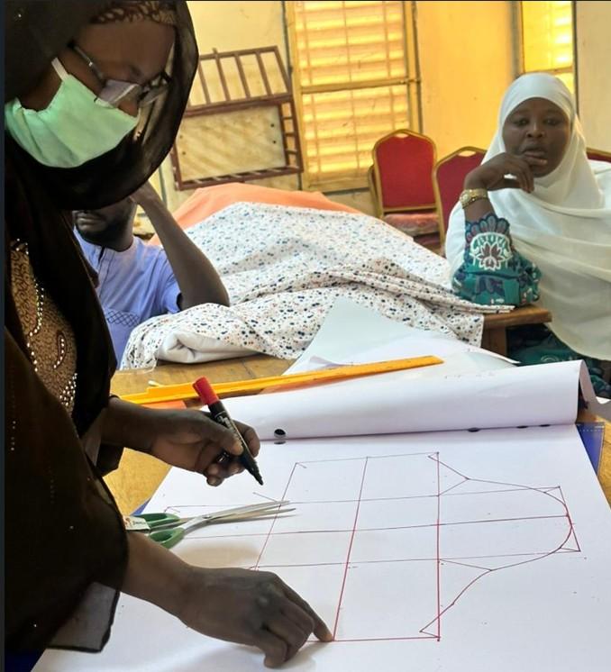 Niger : le projet Sarraounia 2 renforce les capacités des femmes pour une hygiène menstruelle durable en milieu scolaire