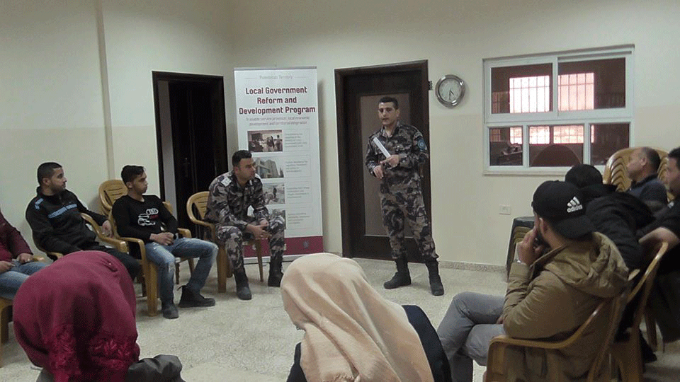Training for volunteers in Beit Leqya 