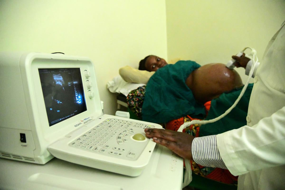 Newly trained sonographers bring lifesaving health services closer to Ugandan mothers 